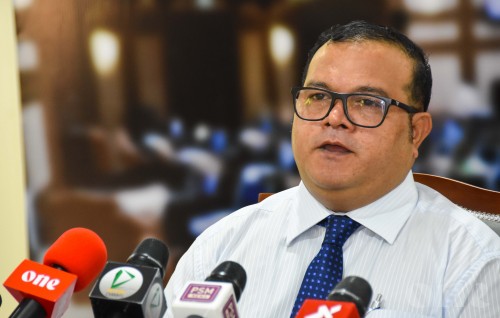 Majilis huttuvaafa eh nubeyhveyne, Court ah dhaan jehihjjenama ekanves kuraane: Aslam