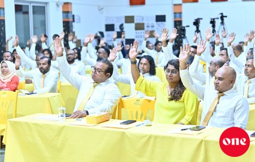 Nasheed, MDP aa gulhumah ninmumun, e party in maruhabaa kiyaifi