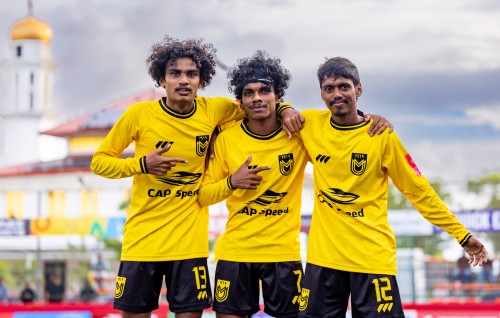 Magoodhoo aai Dharanboodhoo ah ummeedhee molheh, Nilandhoo kataifi