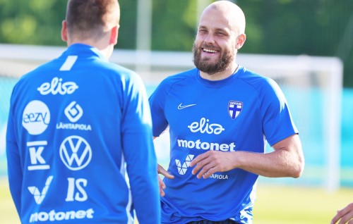 Preview: Finland furathama bodu mubaaraathah, Pukki ge handhaanthah Denmark aa gulhifai