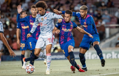 Bayern aai Barca kulhey match ah supporter in nuvahdhaane