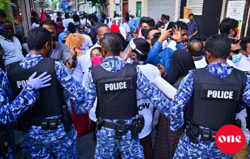 Idhikolhu muzaaharaa in hayyaru kuri emmen dhookollaifi