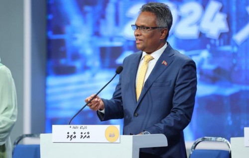 5 thareege faahaanaa thakakaaeku miskiythah saafu thaahiru thanthanah hadhaidheynan: Azim