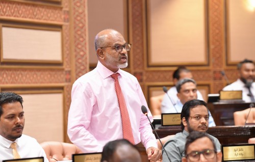 Hakuraai hakuru alhaigen Raajjeygai ufahdhaa buin thakun tax nagan jehey: Naazim