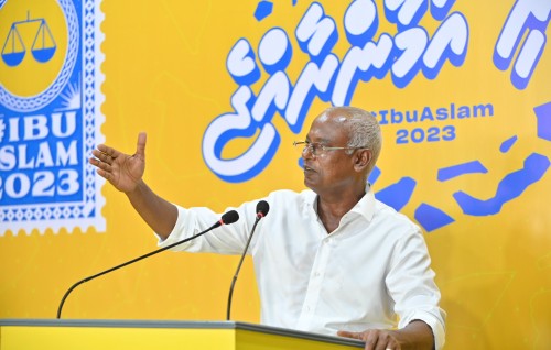 Vaadhverin dhanee vaudhu vamun, ekamaku e vaudhuthah fuhdhaane gotheh emeehunnah neygeyne: Raees