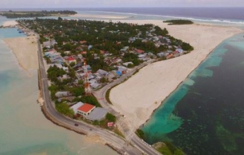 Addu gai hingi maaraa maree ehgai meehakah thoonu ehchakun hamalaa dhee zaham kollaifi