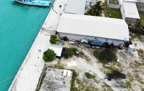 Gdh. Thinadhoo ice plant sarahahdhuge ehgamu thoshilumuge masahakkaiy ninmaalaifi