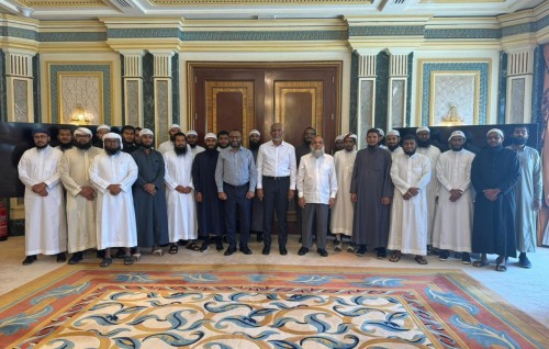 Raees, Madheenaa gai thibi dhivehi dharivarunnaa bahdhalukurahvaifi