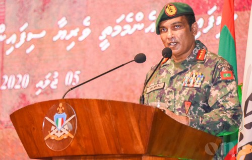 Chief of defence force Abdulla Shamaal Covid ah positive vejje