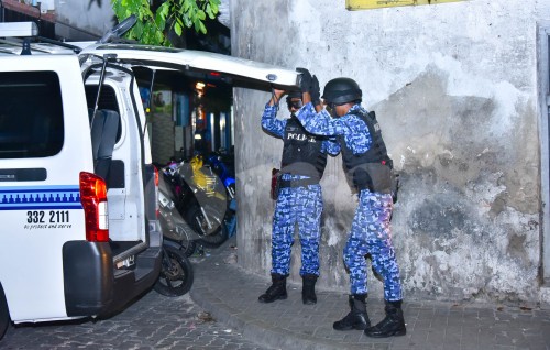 Terrorismge hamalaa eh dheyn reyvi massalaigai hayyaru kuri 5 meeheh ge bandhah 15 dhuvas, 2 meehakah 7 dhuvas