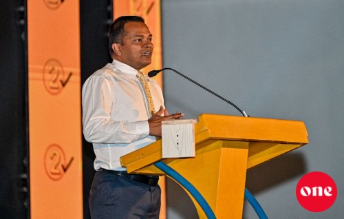Nizar 1.2 million rufiyaa ge dharani dhekkumun dhauvaa baathil koffi