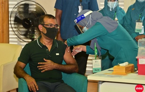 Speaker of Parliament Mohamed Nasheed receives COVID vaccine