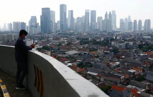 Jakarta adi ah dhaathee, Indonesia ge aa verirashuge gothugai Kalimantan hamajahsan faaskoffi
