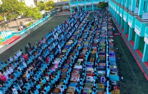Rehendhi School ge dharivarun komme dhuvahaku jamaa'athugai asru namaadhu kuranee