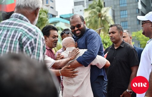 Siyaasee platform magun fennaane, evves siyaasee party akaakeu deal eh neth: Ali Waheed