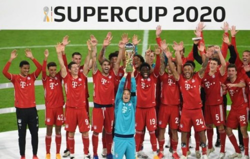 Super cup ves Bayern ah, 27 thattaa eku Muller german football ge raskamah