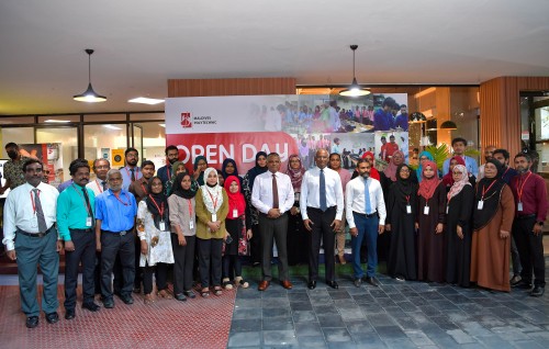 Raees Solih Polytechnic ah ziyaarai kurehvvun