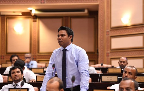 Ijthimaaee committee ge mugahrirukamun Easa vaki kuran hushahalhaifi