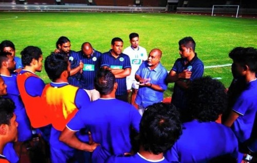 Koyya Hassan niyaavun: New Radiant ah gehlligen dhiyaee team ge hinithunvun