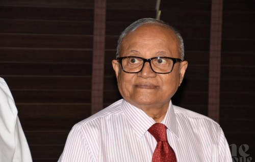 Pres. Maumoon departs on visit to Malaysia on invitation of Malaysian PM