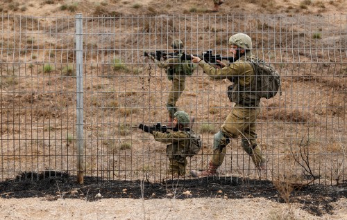 Israel ge 300,000 sifain Gaza border kairi ah