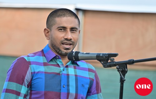Uvaalan ninmi jamiyyaa thakuge list baathilu kohfi