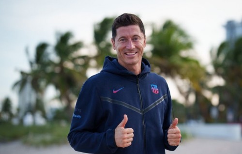 Bayern ah center forward eh beynumeh nuvey: Lewandowski