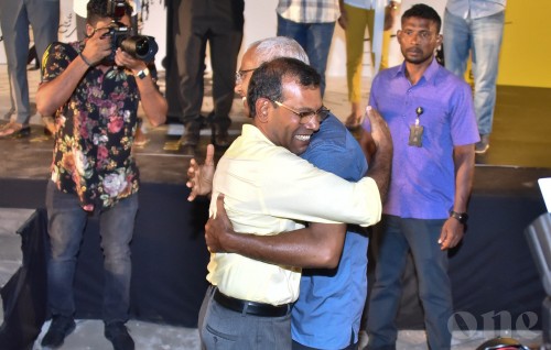 Nasheed enburi vadai gannavaanee kuriah vure varugadha koh: Raees