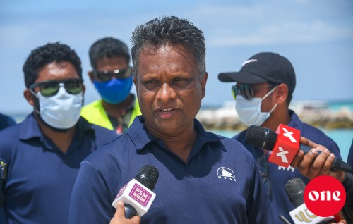 Kunfunyah faseyhavaane  gothah mashroouthah ninmaalumakee maadhamaage jeelah beyvafaatherivun: Azim