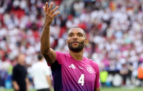 Hiley transferehggai Jonathan Tah gendhan Barca in mashavraa kuranee