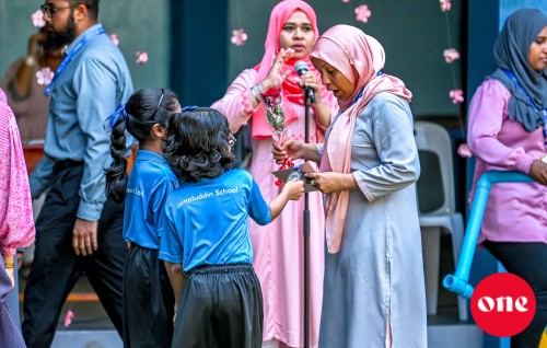 Umurun 55 aharuvefaivaa teachers gina, dhaairaa ah nukunna zuvaanun madhu: Minister