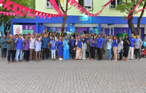 MNP ge candidate Sheeza ge campaign ninmaalaifi