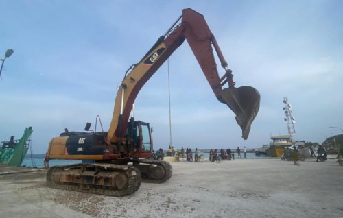 Ukulhas ban'dharuge ehgamu thoshilumaai jetty hedhumuge mashroouge amalee massakkaiy fashan thayyaaru vejje