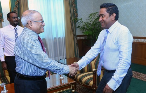 Yameen ge nuseedhaa rahdheh Maumoon ah: Siyaasee dhauru hamavejje, araamu kollan geygai hunnavaa!
