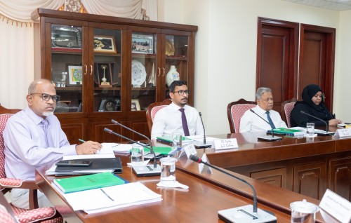 HAWKS boat akun etherekuri cigarette ge mahssala: Dhauvaa kuranee kon bayakah kan saafeh nuvey: Nazim