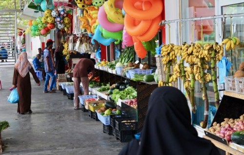 Government appeals to close non essential businesses