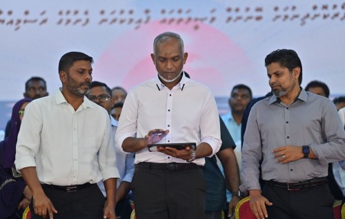 Social center gai athlete innah faruvaadhey facility Raees ifthithaahu kohdhevvaifi