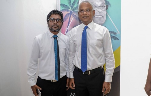 Broadcom ah Raajje TV ge Fazeen ayyankuran Majleehun faaskoffi