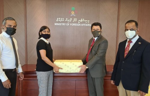 Sheikh Haseena ge faraathun Raees Solih ah bai tonn ge an'bu