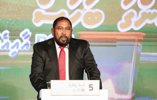 1 billion ge dharani dhahkan 600 million dollar ge hiley ehee hoadhaanan: Qasim