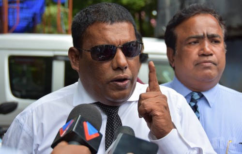 Tweet ge massalaigai Musthafaa maadhamaa rey fuluhah haaziruvaan angaifi