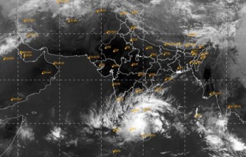 Thoofaanuge sababun moosun goasve, baeh rah thakah mirey udha araane: MET office