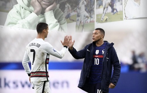 Mbappe ge feshumakee Ronaldo ge photogandu: Mirey onnaanee Real ge ehaaraai musthagubaluge kurimathilumeh!