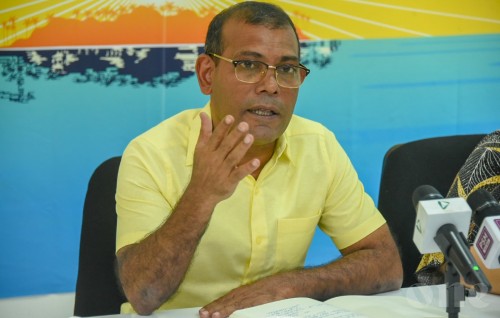 Gulhi Falhu work brings many benefits, but will not allow local reefs to be destroyed: Nasheed