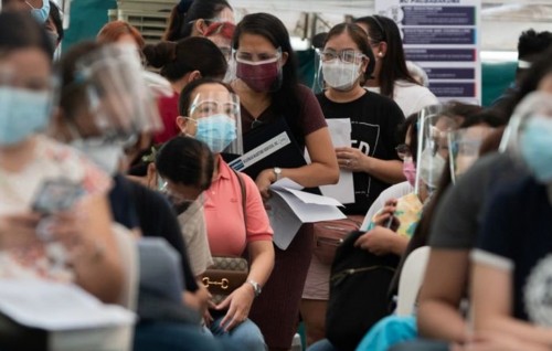 Philippines tightens border controls to keep out COVID-19 Omicron variant