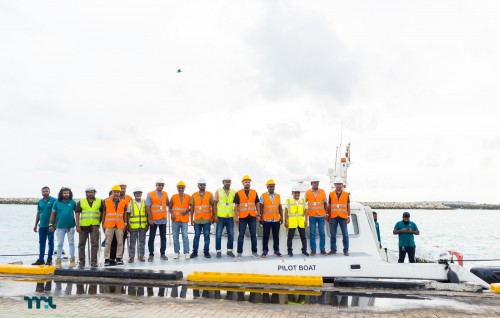 Bunkering ge hidhumaiy feshumah beynunvaa pilot boat aai tug boat Kulhudhuffuttah gengosfi