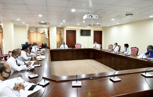 Dr.Mausoom alun huvaikuranjeheykamah Raees ah lafaa aruvan Committee in faaskoffi