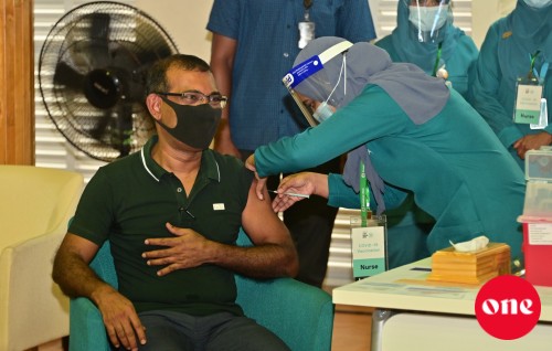 Rayyithunge Majileehuge Raees Mohamed Nasheed Covid vaccine jahssavaifi