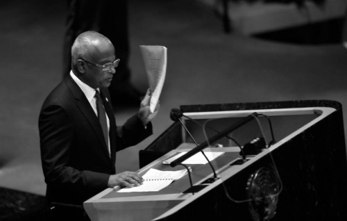 Dhivehi kuda kudhin ge ilthimaas sity thah hippavaigen Raees UN ge aanmu majlis ge podium ah!