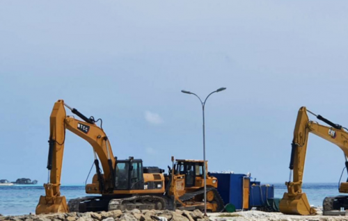 Masahkkai nufashai huri hurihaa rashehggai fenaai narudhamaage masahkkai mi aharu fashanee